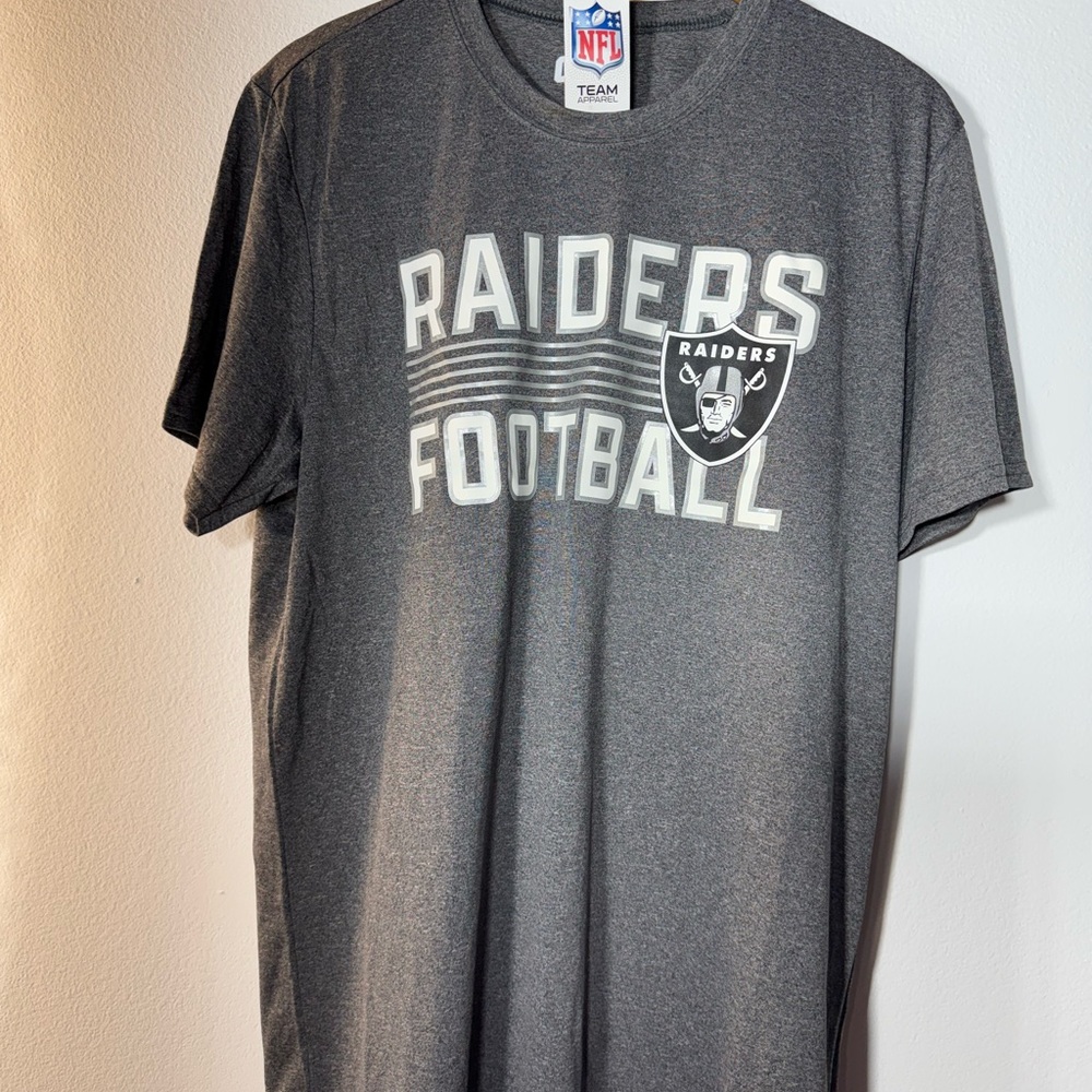 NFL Raiders Football Tee Shirt Size L NEW